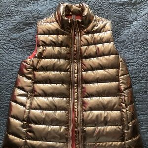 Ideology girls M gold puffer vest. NWOT